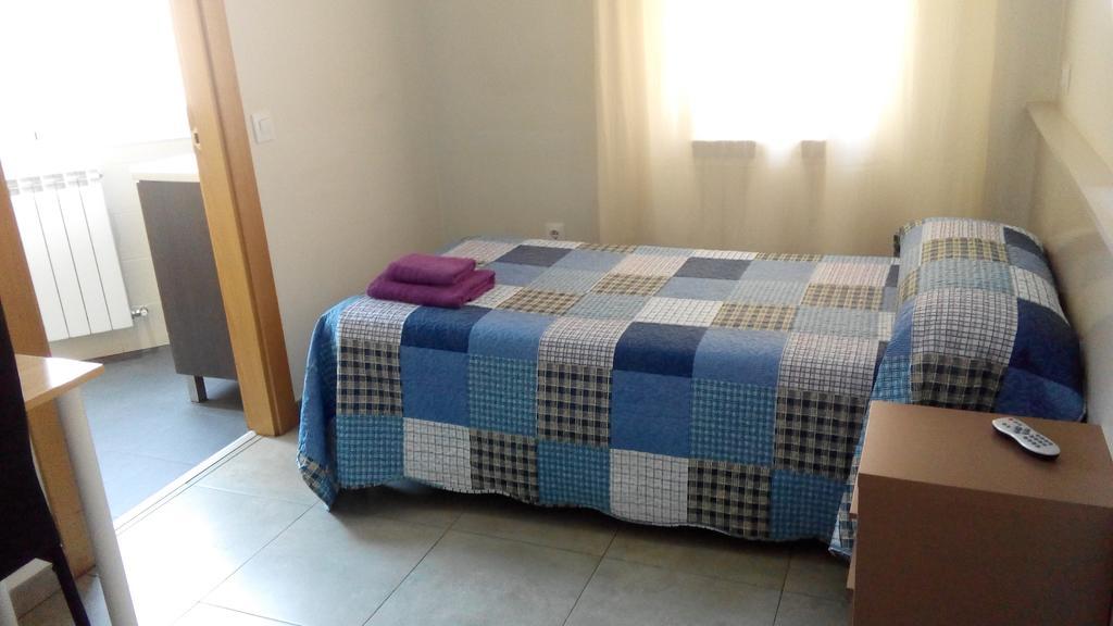 Pension Calfred II Logrono Bagian luar foto