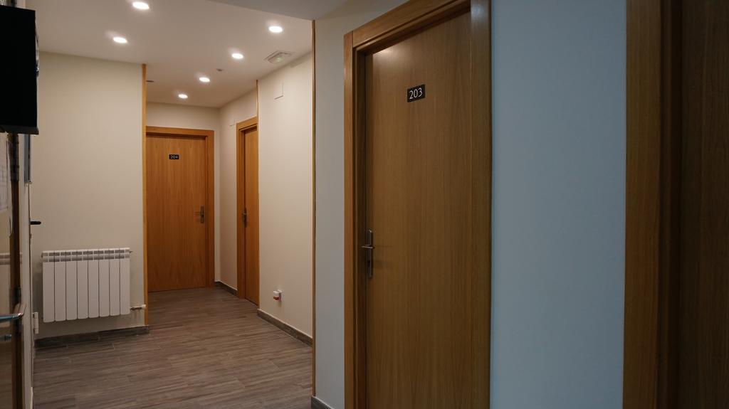 Pension Calfred II Logrono Bagian luar foto