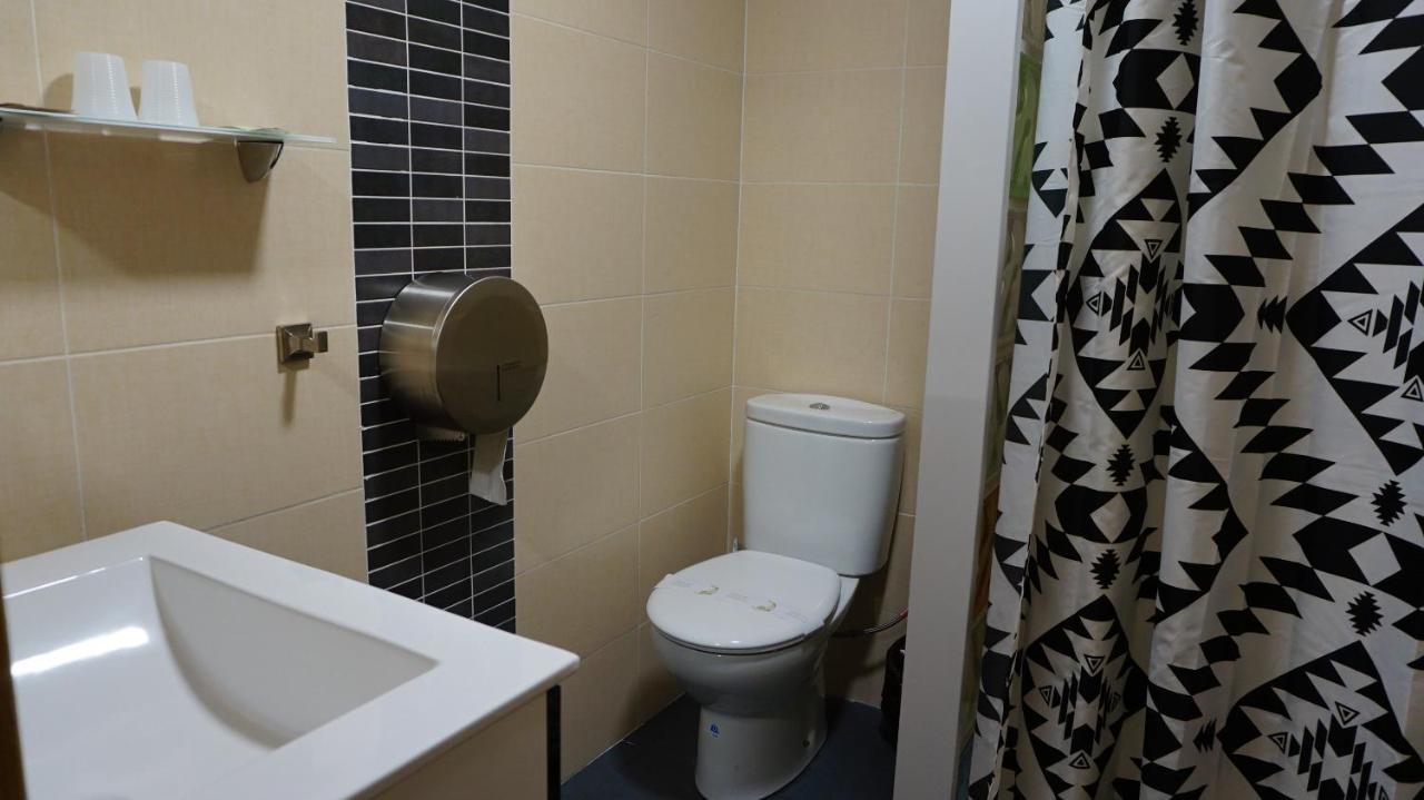 Pension Calfred II Logrono Bagian luar foto