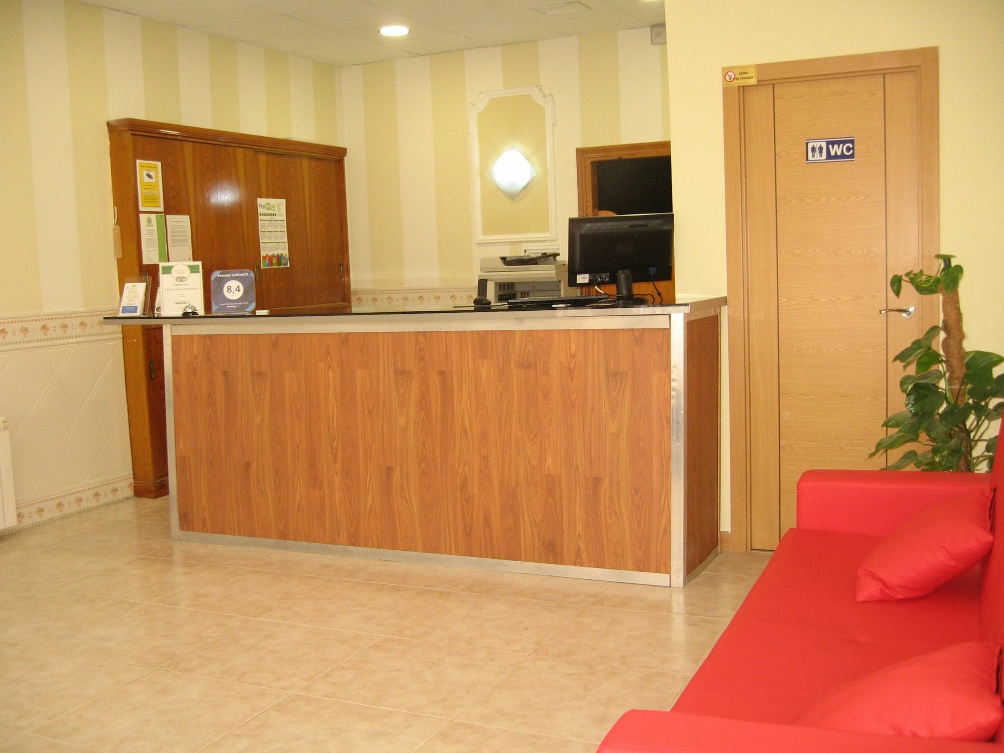 Pension Calfred II Logrono Bagian luar foto