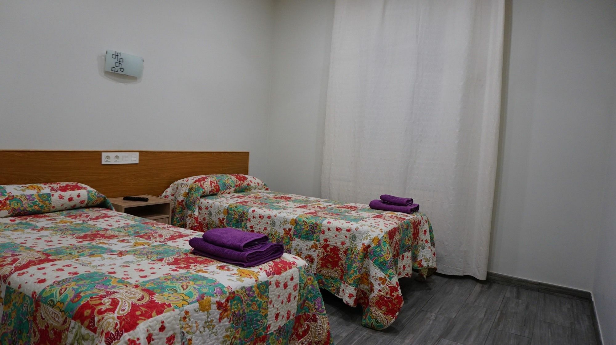 Pension Calfred II Logrono Bagian luar foto